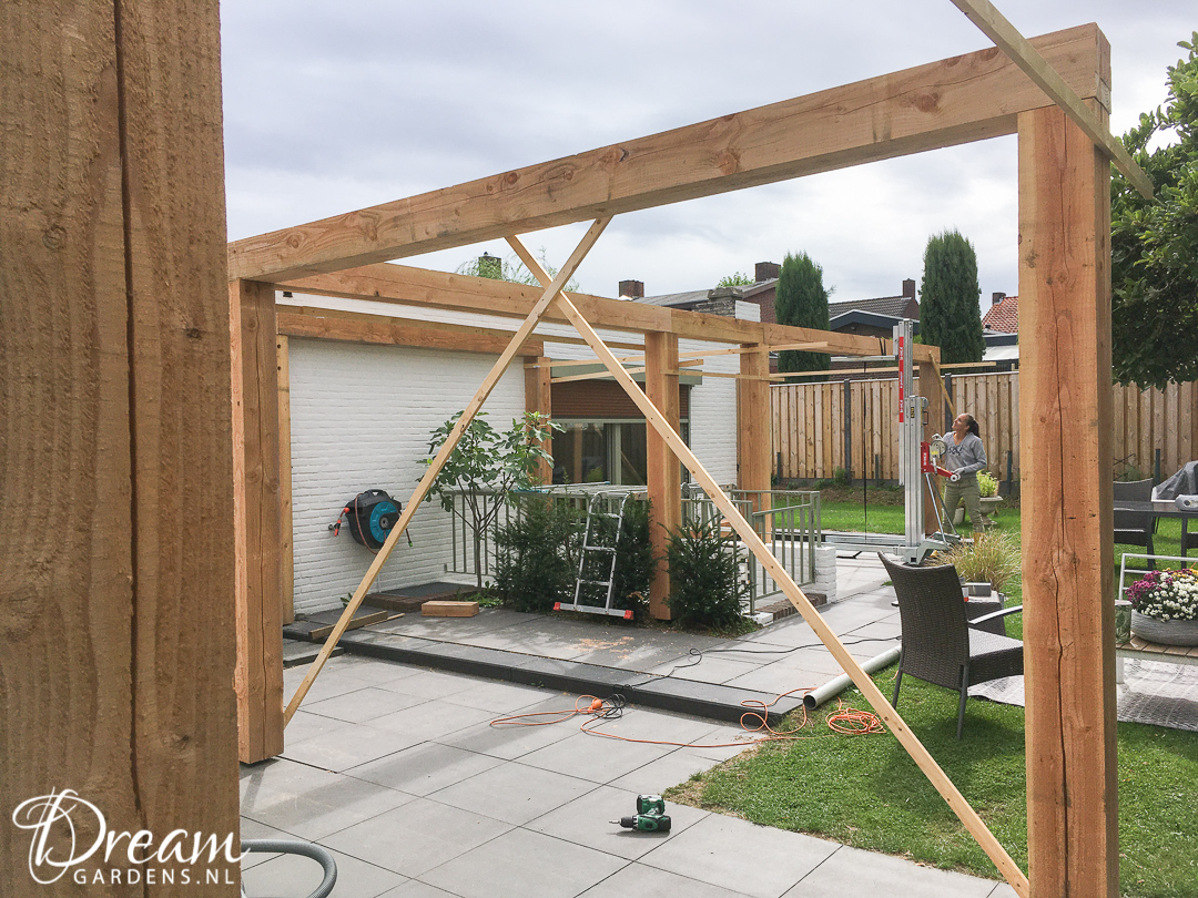 DreamGardens-tuin-onderhoud-ontwerp-aanleg-overkapping